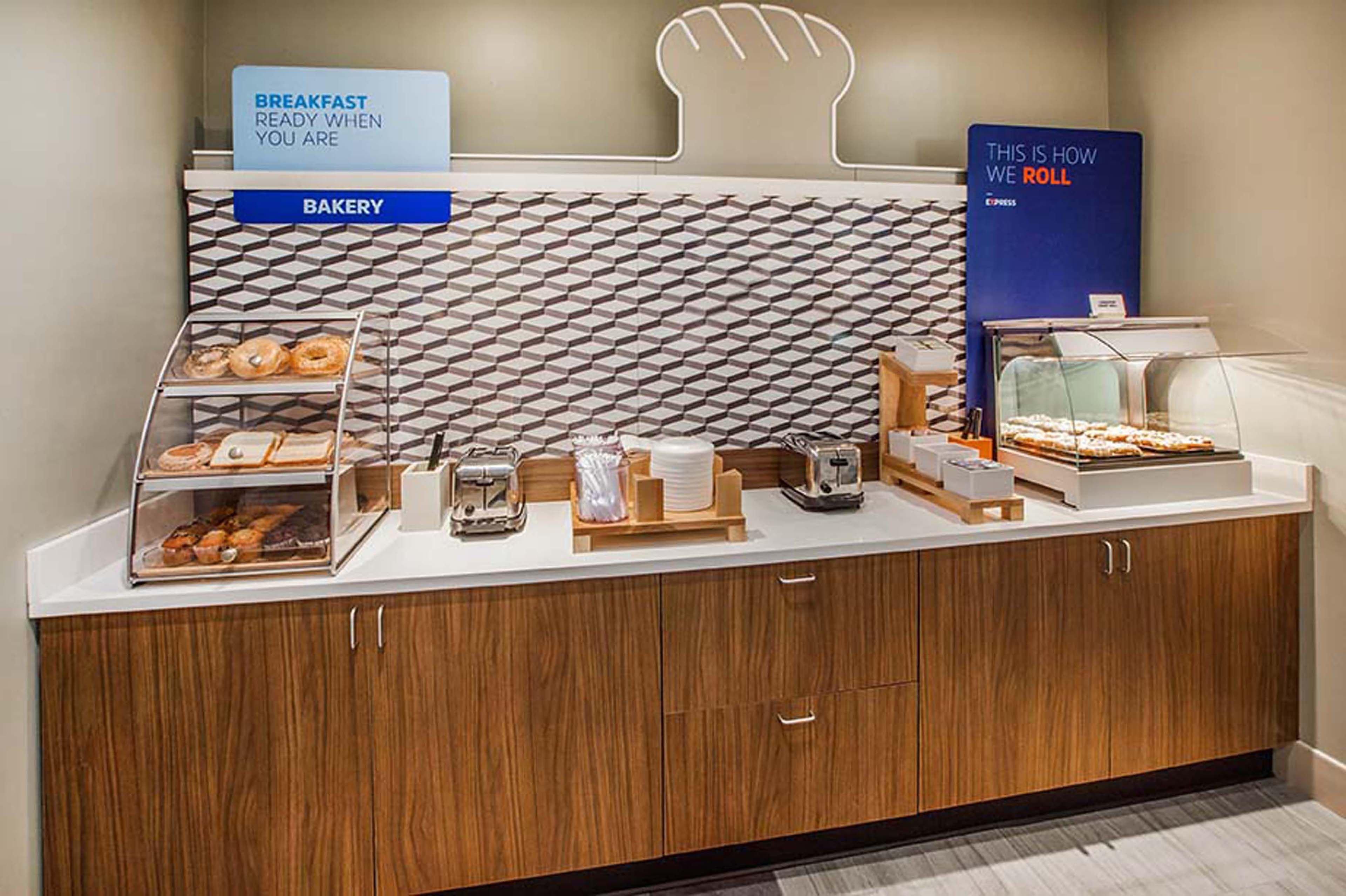 Holiday Inn Express Baton Rouge North By Ihg Zachary Eksteriør billede